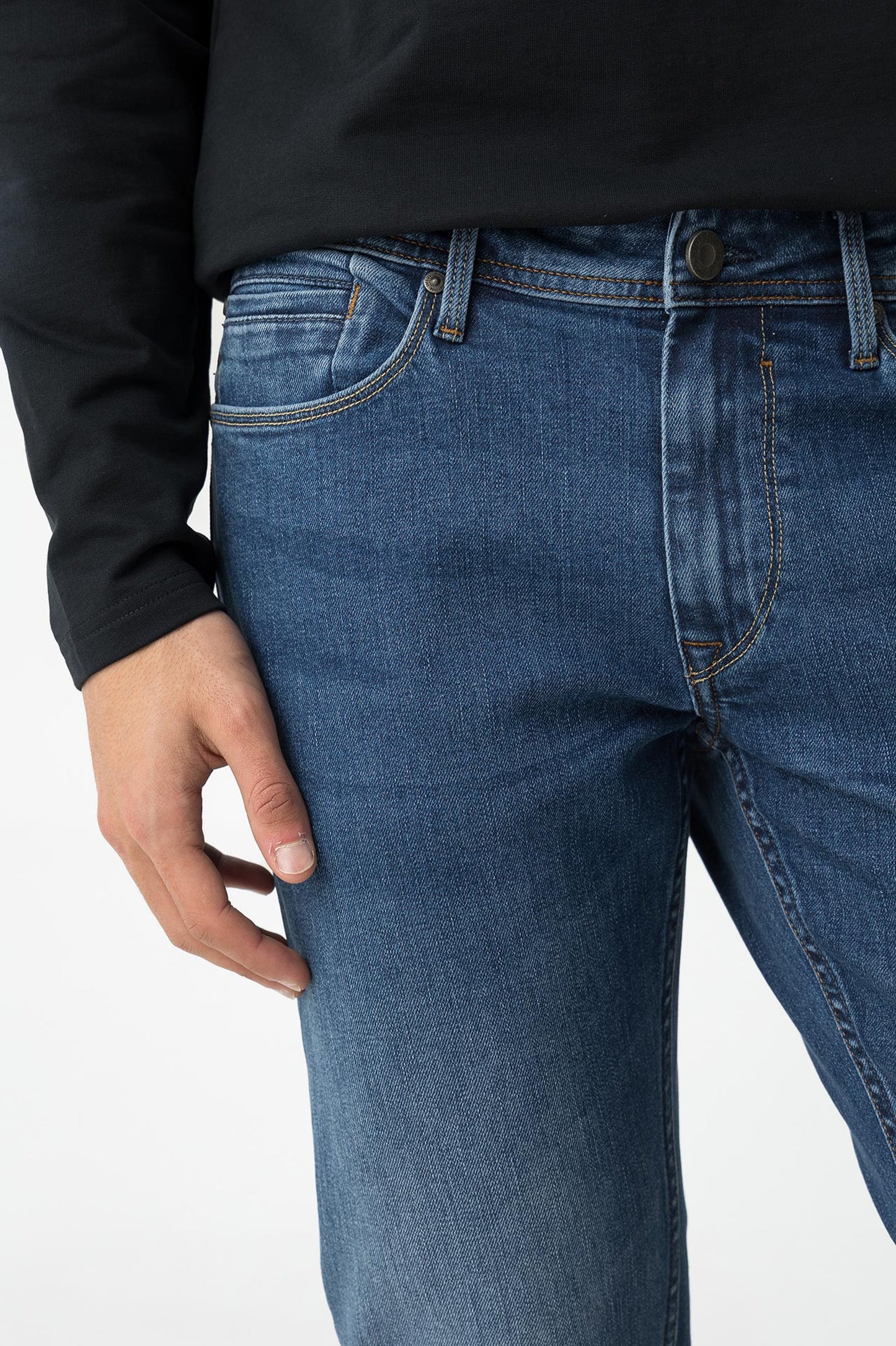 TIFFOSI Medium Blue Leo Comfort Fit Denim Jeans