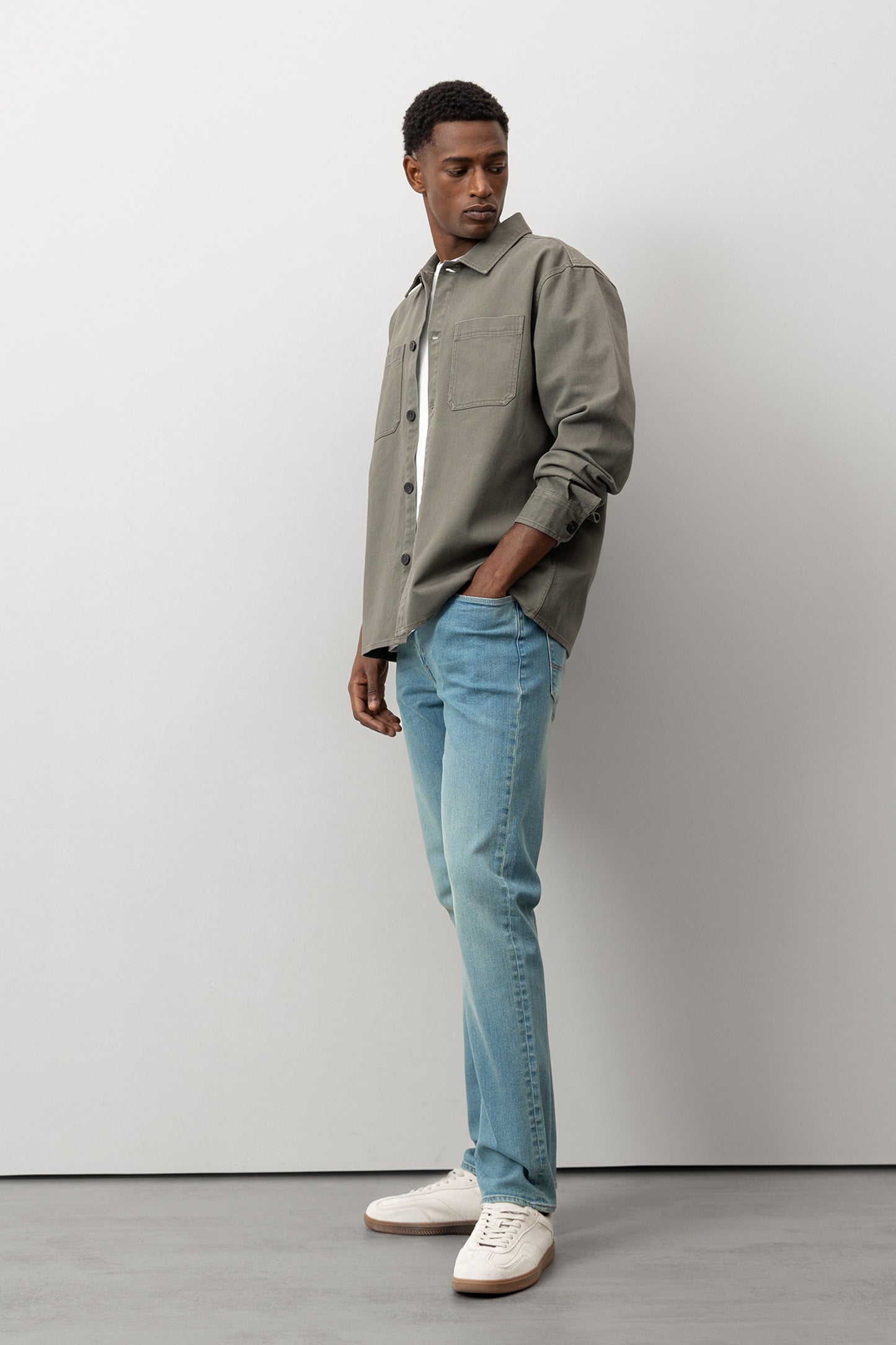 VILANOVA Light Blue Comfort Fit Denim Jeans