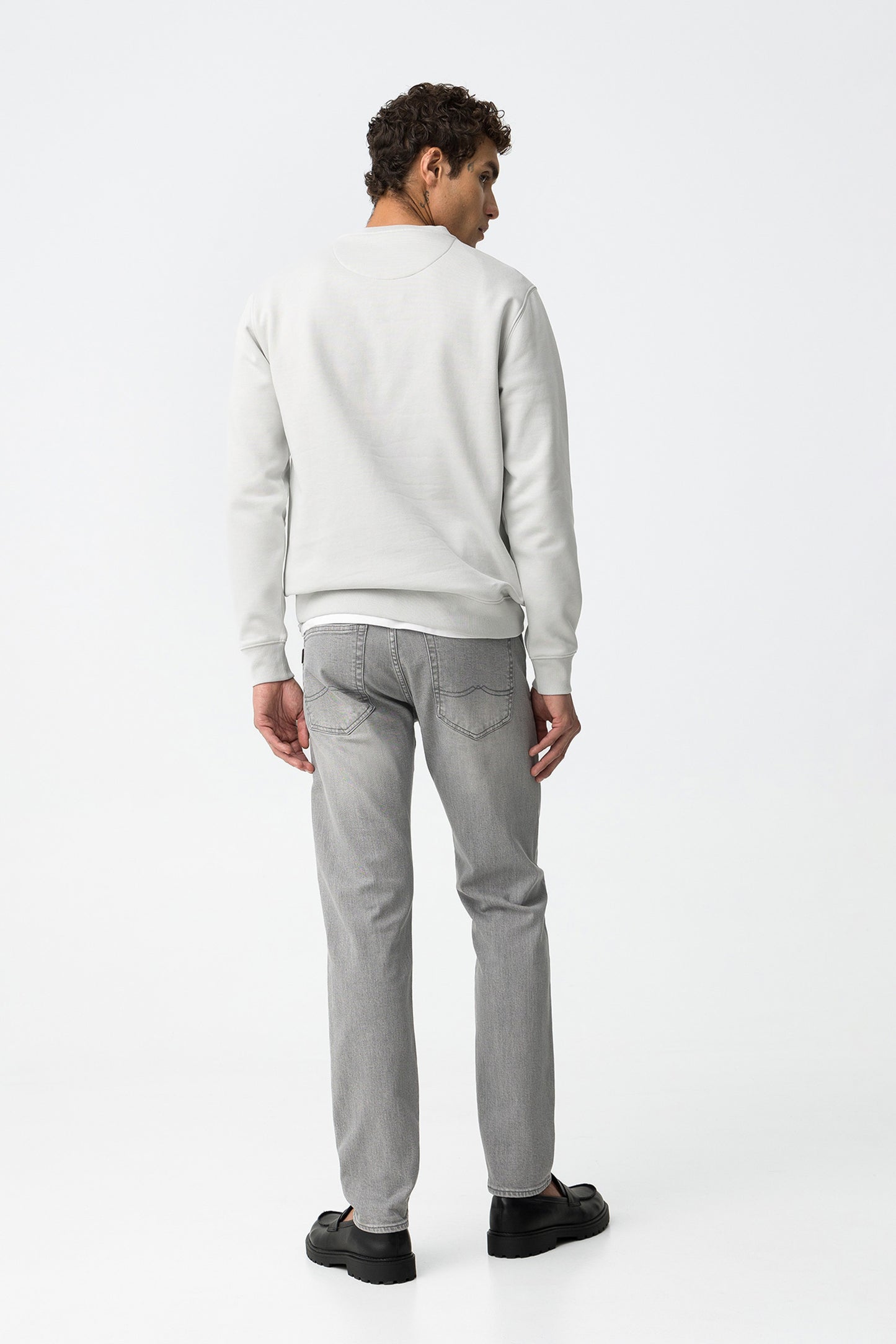 TIFFOSI Light Gray Leo Tapered Fit Denim Jeans