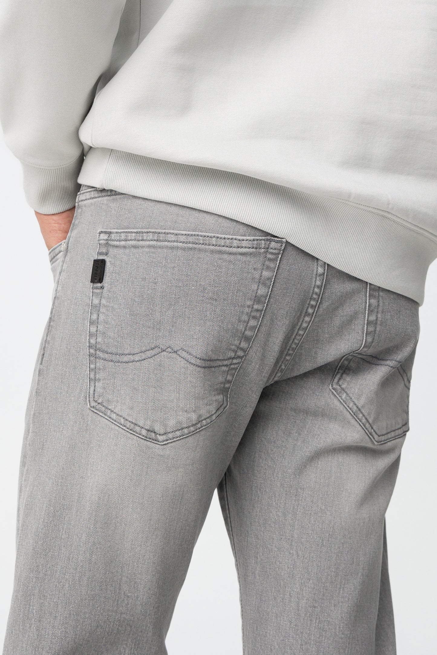 TIFFOSI Light Gray Leo Tapered Fit Denim Jeans