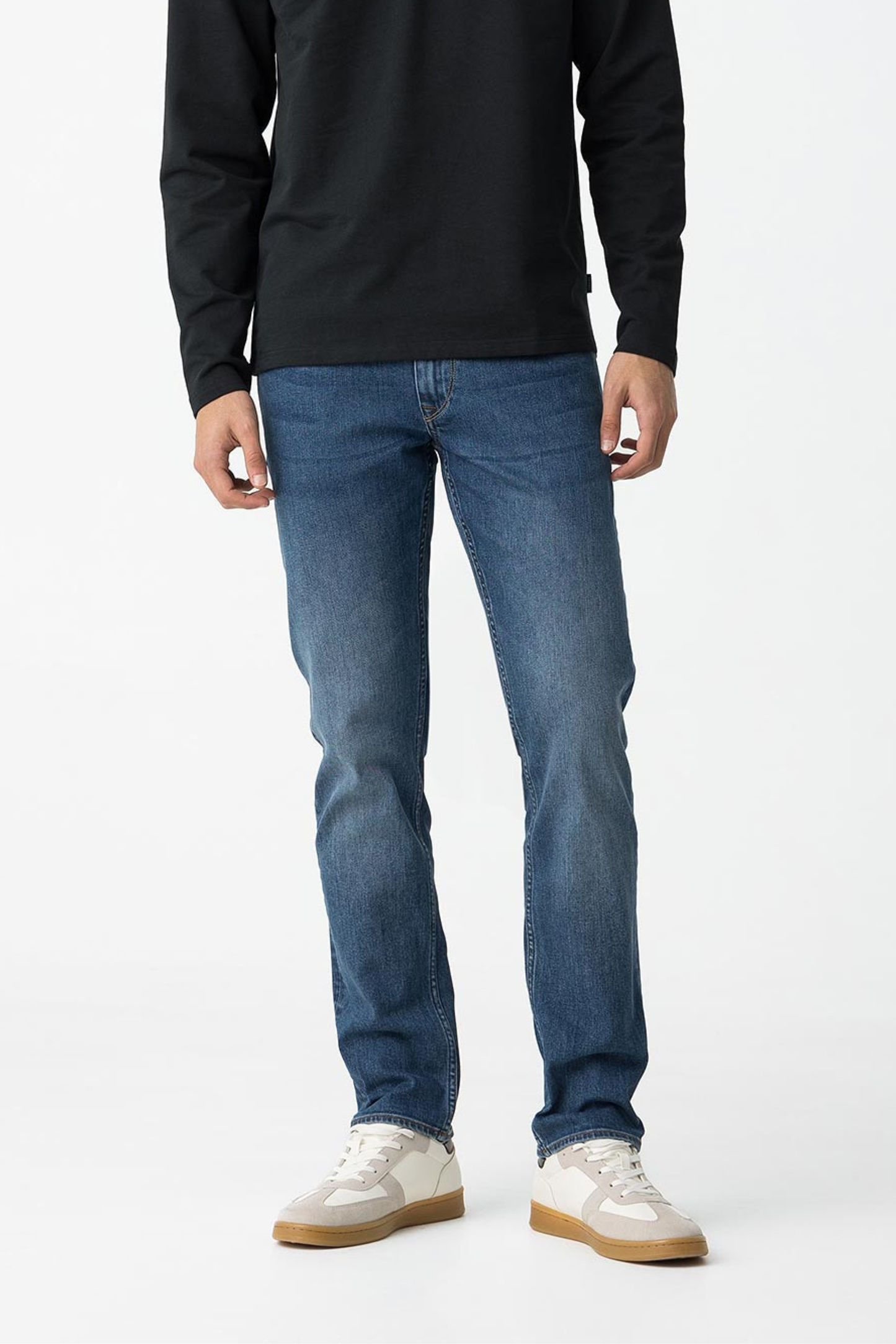 TIFFOSI Medium Blue Leo Comfort Fit Denim Jeans